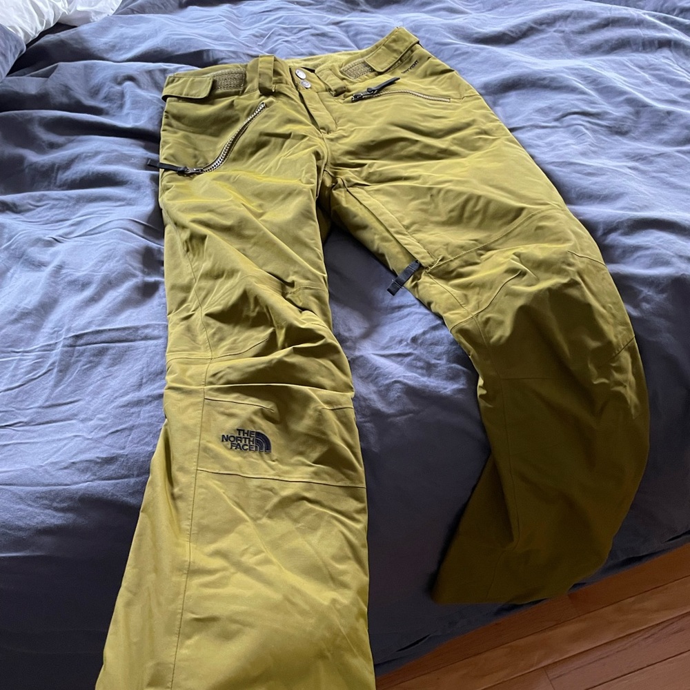 Brand new (no tags) snow pants